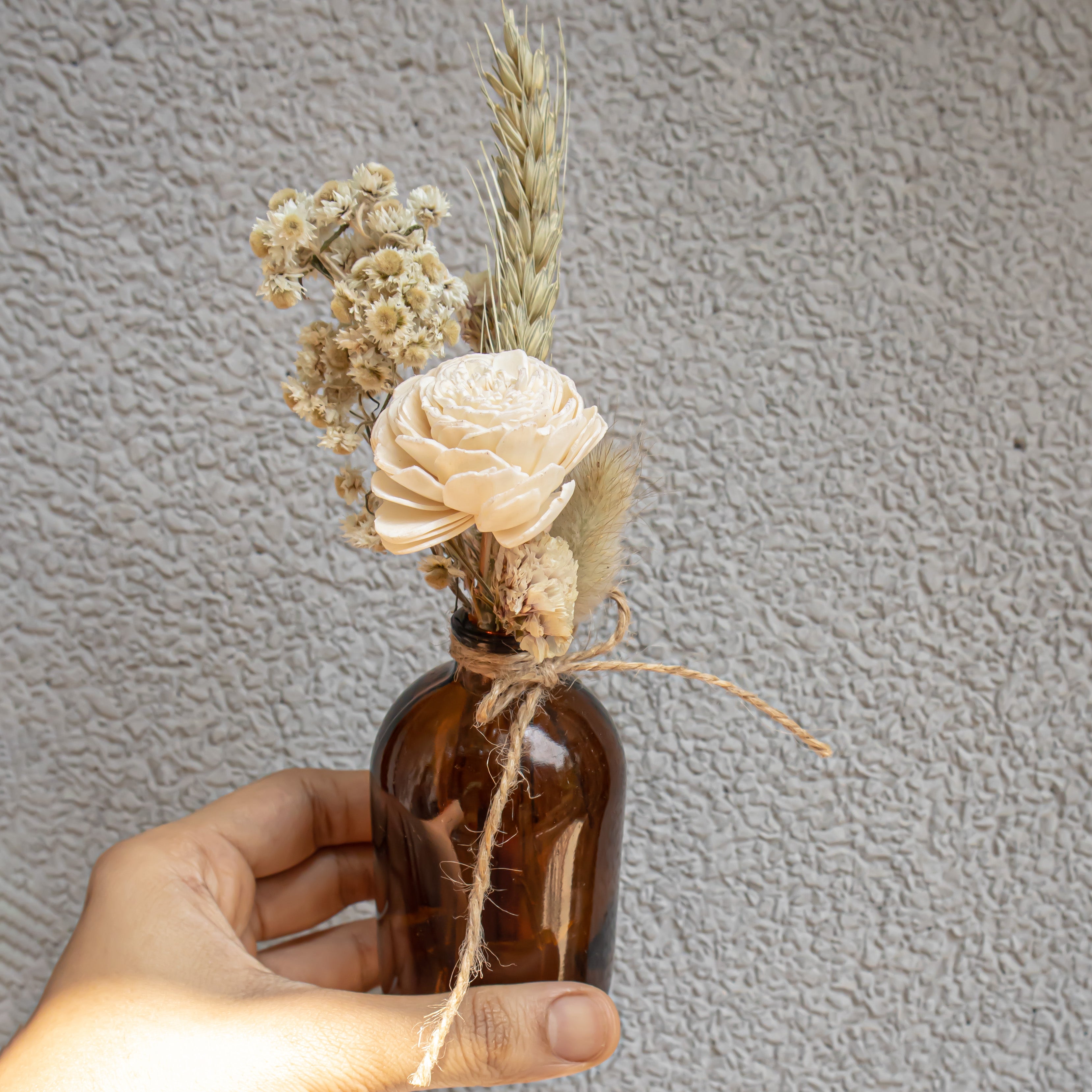 Mini Bouquet- Beige