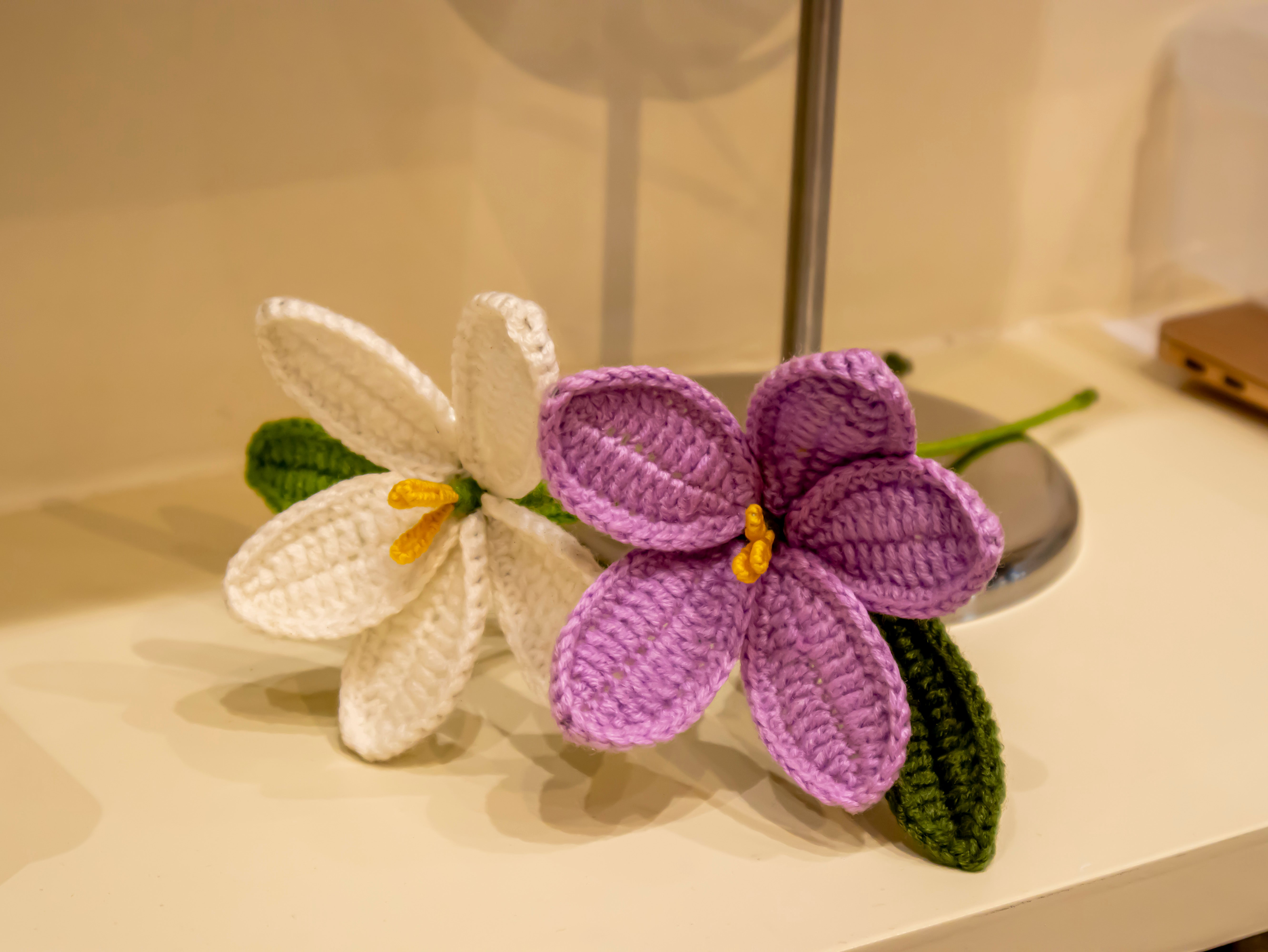 Crochet Tulips Mauve & White